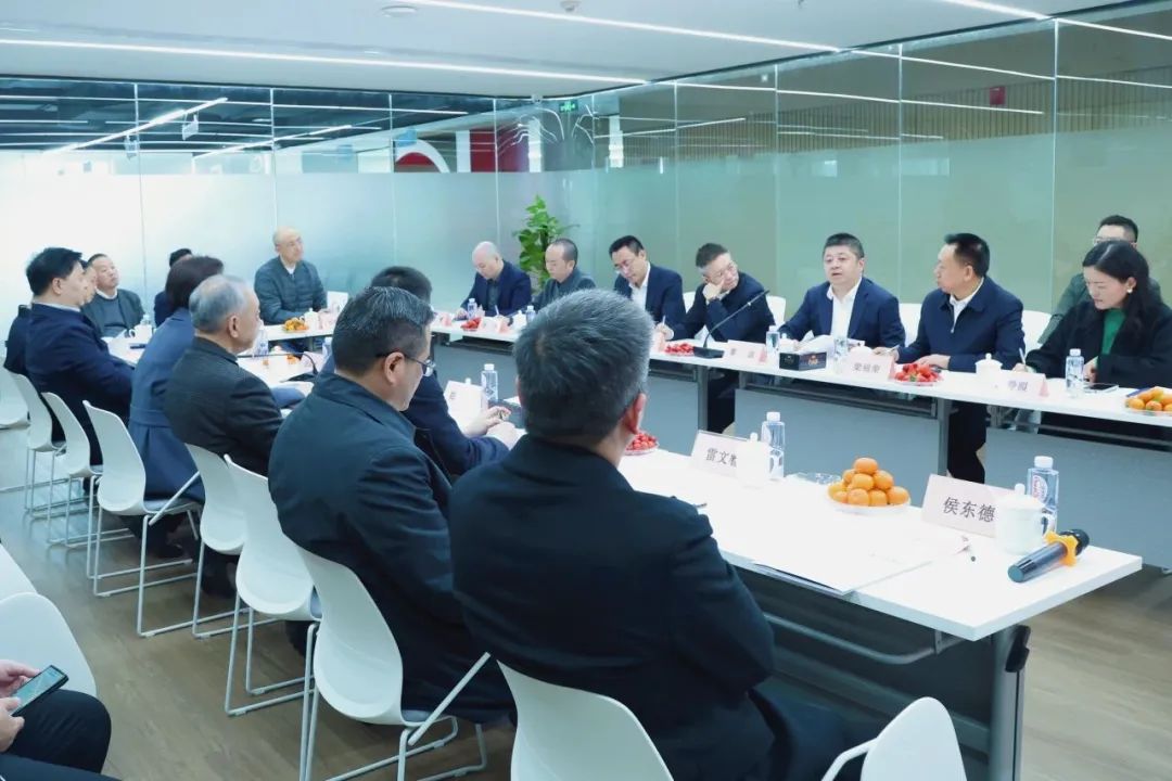 开门迎温暖 | 重庆市政协副主席、党组副书记李静一行莅临开林集团调研指导